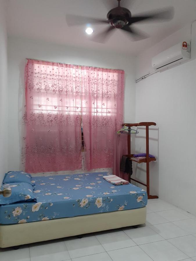 Homestay Bukit Kayu Hitam With 3 Bedrooms Not Sharing Free Wifi Esterno foto