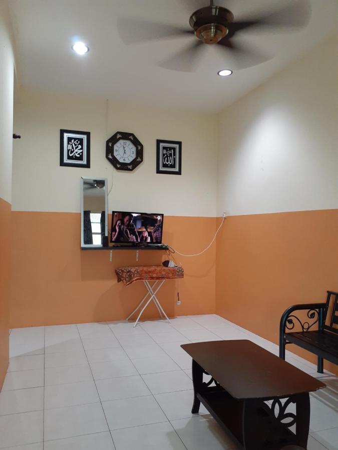 Homestay Bukit Kayu Hitam With 3 Bedrooms Not Sharing Free Wifi Esterno foto